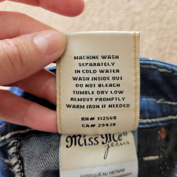 Miss Me Signature‎ Ankle Skinny Born to Be Boho Denim Embroidered Jean. Size 26 - Picture 11 of 15